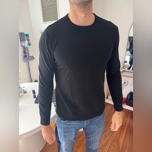 Theory 100% cashmere sweater